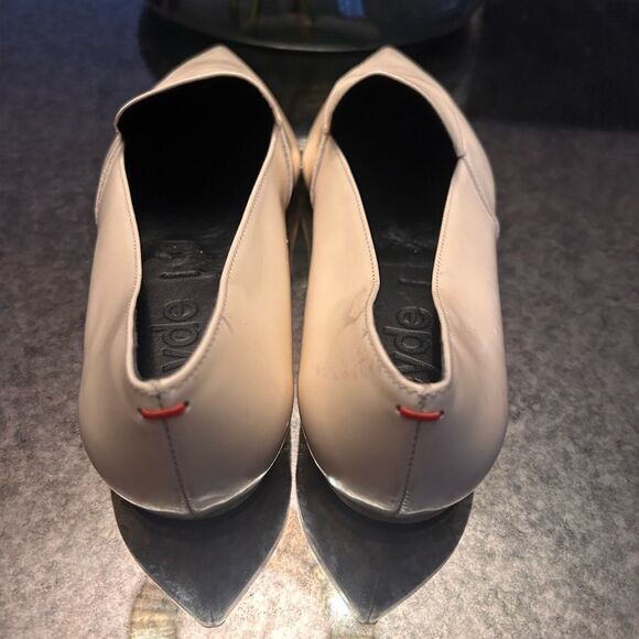 Aeyde Martha Pointed Toe Flats NEW - Picture 7 of 9